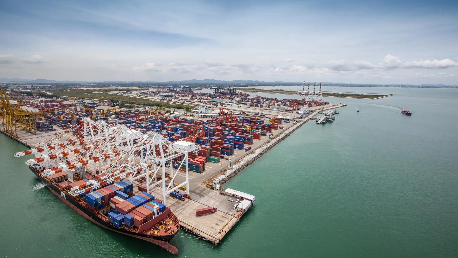 Djazair Port | Port Operations | DP World